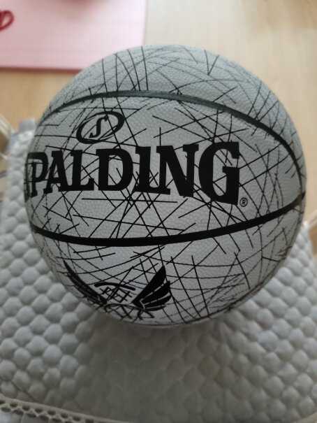 篮球斯伯丁SPALDING篮球耐磨比赛PU蓝球74-413哪款性价比更好,应该怎么样选择？