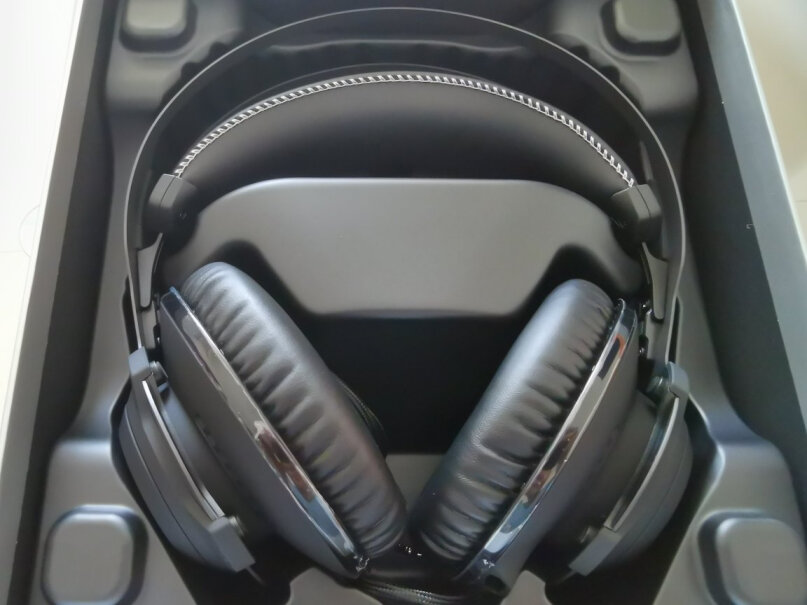 游戏耳机极度未知（HyperX黑鹰7.1进化版电竞耳机要注意哪些质量细节！图文爆料分析？