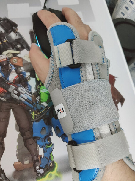 日本康慕护腕手腕骨折固定夹板可以代体夹板吗？