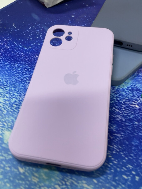 英悦苹果12手机壳iPhone12Pro苹果12通用吗？