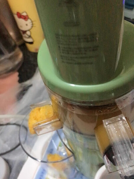 图玛TOMONI原汁机家用榨汁机免过滤自动分离果渣可以榨胡萝卜吗可以榨萝卜吗？