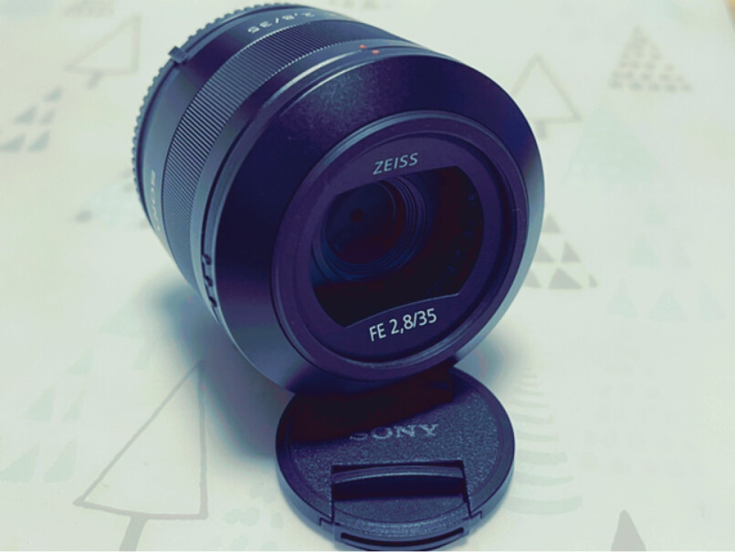 镜头索尼Sonnar T* FE 35mm F2.8 ZA可以入手吗？对比哪款性价比更高？