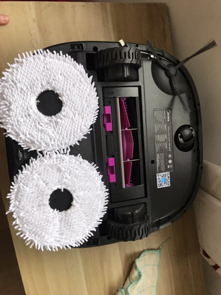 美的扫地机器人 V10 扫拖洗烘一体机值得买吗？测评大揭秘！