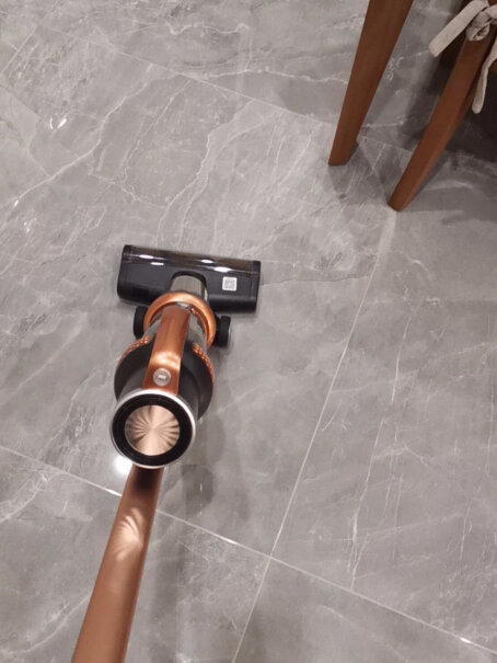 莱克轻量吸尘器M10S瓷砖地面可以用这款吸尘器吗？