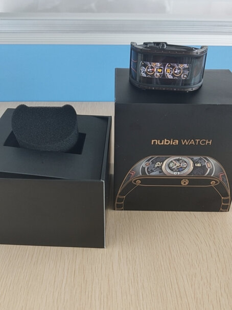 努比亚 Nubia Watch 智能手表没说有NFC啊 服了 到底有没有？