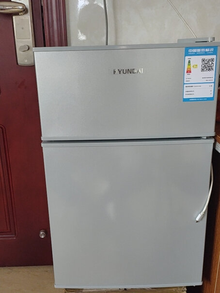 韩国现代迷你冰箱小冰箱小型电冰箱双门家用宿舍冷冻冷藏节能有静音的吗？还是有嗡嗡声？