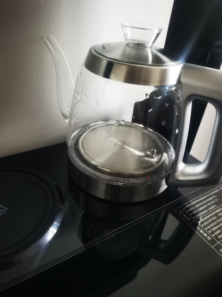 海尔智能茶吧机冰热家用全自动饮水机下置水桶自动上水台式多功能烧水声音大吗？
