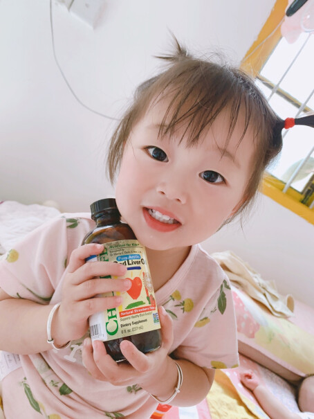 ChildLife液体钙乳钙22473ml大白守护童年请问这个味道怎么样，我家孩子对味道特别挑，朗迪颗粒的和三精葡萄糖酸钙都不吃，不知道这个好喝吗？