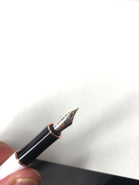 笔类英雄钢笔文具时尚男女铱金钢笔商务办公个性墨水笔850黑色入手使用1个月感受揭露,质量不好吗？