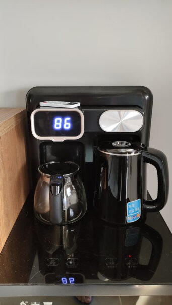 志高茶吧机家用多功能智能温热型立式饮水机你们烧出来的水，有没有异味？