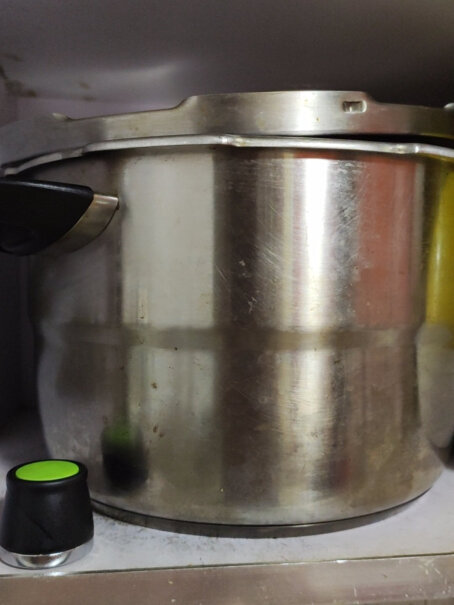 爱仕达ASD煮饭过程中上面的泄压阀会不会把汤汁喷到外面？