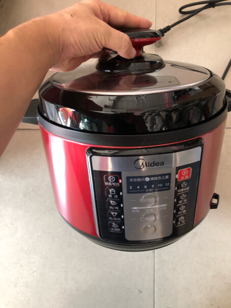 美的电压力锅家用5L双胆高压锅高压煮汤锅智能多功能电饭煲可以把盖子打开工作吗，打算煮面条？