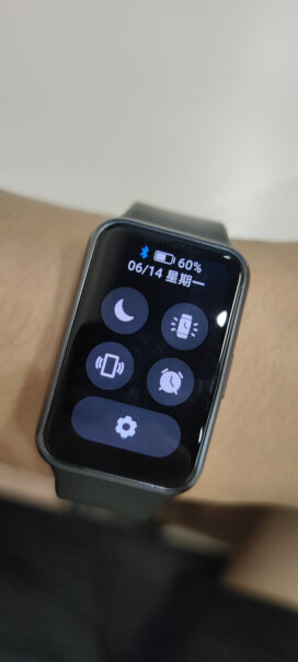 华为WATCH FIT新款能不能连接iPhone使用？