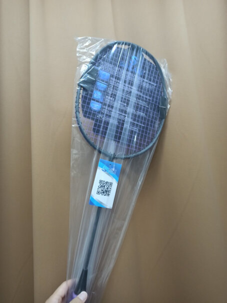 索凯奇SOKAKI超轻5U全碳素羽毛球拍毛坯1支装是72克的吗？