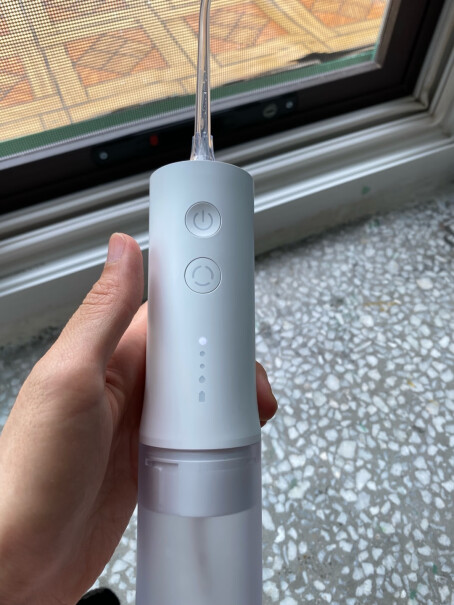 米家小米冲牙器洗牙器美牙仪120V 电源可以用吗？