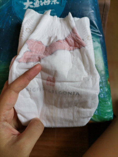 婴童纸尿裤使用体验,评测真的很坑吗？