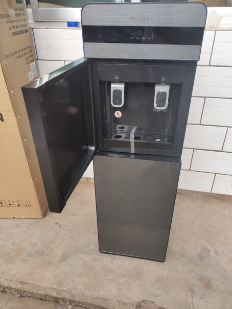 美菱饮水机下置式家用立式温热型饮水机耗电量大吗？
