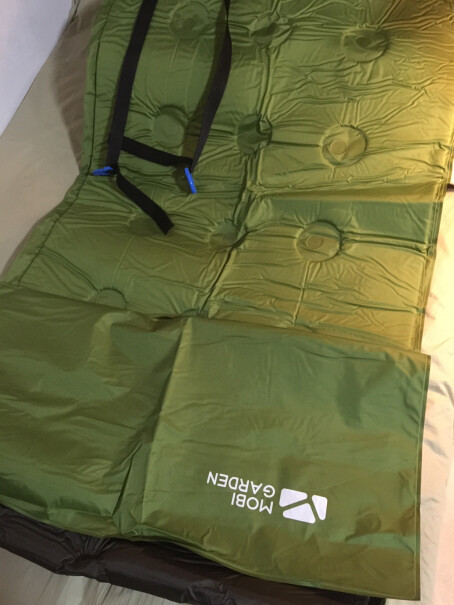 帐篷-垫子牧高笛户外装备带枕头加宽加厚单人露营自动充气防潮垫使用体验,怎么样入手更具性价比！