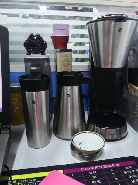 福腾宝咖啡机家用可预约全自动滴漏式美式咖啡壶请问加热水的部分是不锈钢还是塑料材料，谢谢～！