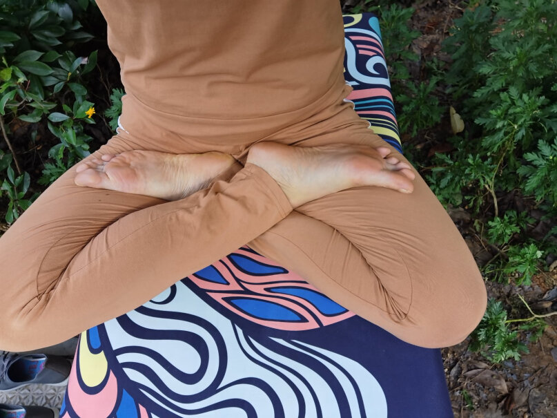 哈他瑜伽垫1.5mm便携折叠天然橡胶专业防滑高温吸汗瑜珈毯可以单独用吗？