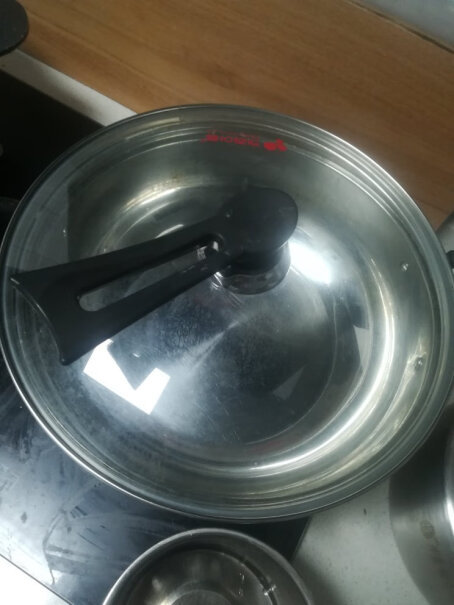 华凌10套洗碗机vie7家用嵌入式全自动台式8套能洗锅吗？