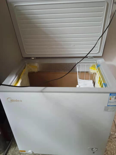 美的Midea301升商用卧式大冷冻冰柜请问203升装多少斤？