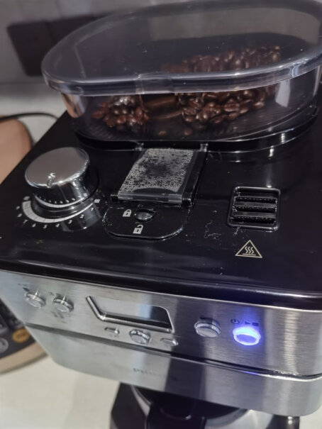 飞利浦咖啡机家用全自动滴滤式带磨豆保温预约功能用咖啡豆时噪音大么？
