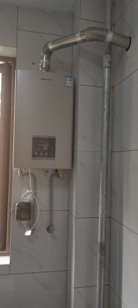 万和16升燃气热水器家用天然气你好，请问这款热水器安装是免费的吗？