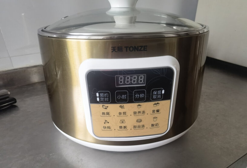天际TONZE电炖锅3L大容量电炖盅煲汤做粥好了会自动跳闸吗？