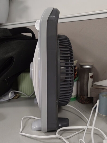 康佳电风扇家用迷你台扇办公室办公桌适合用吗？