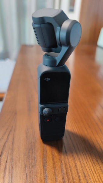 「官方」DJI Pocket 2 云台相机这款可以戴在身上么？