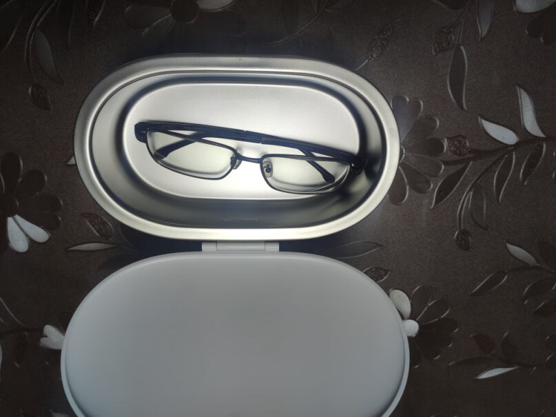 京东京造超声波清洗机眼镜上面有油泽，可以洗掉吗？