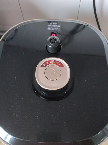 美的提鲜系列智能电压力锅5L家用多功能不粘双胆高压快煮上蒸下煮这个锅盖打开，怎么盖上呢，感觉这盖锅盖是个问题？