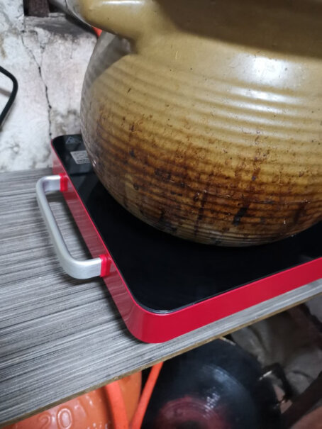 九阳Joyoung电陶炉电磁炉用大口的锅能看到显示屏吗？能看到按键吗？