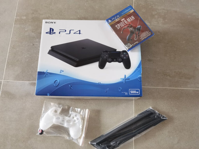 游戏机索尼PS4国行主机PS4SLIM家用娱乐游戏机自营同款网友点评,评测哪一款功能更强大？