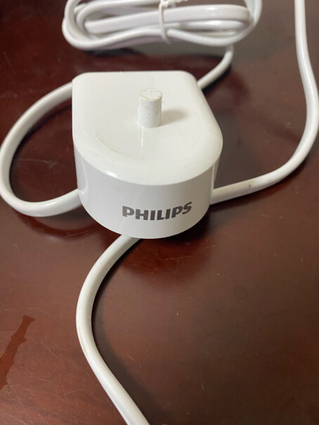 飞利浦PHILIPS电动牙刷充电的时候，那个灯一直闪，对吗？怎么就知道充满了？