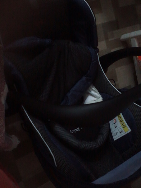 提篮式晨辉婴儿提篮式儿童汽车安全座椅宝宝摇篮460A旗舰质量真的好吗,入手使用1个月感受揭露？