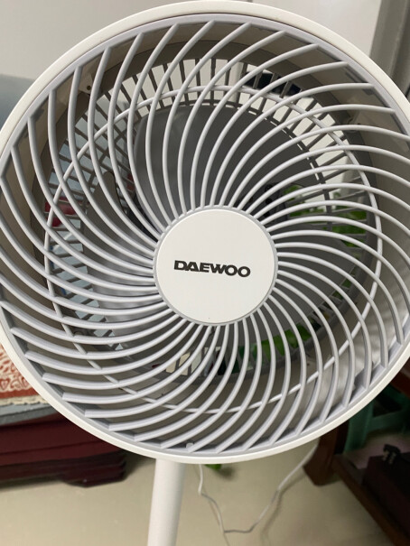 大宇（DAEWOO）空气循环扇循环扇是不是风力比普通的大一些呀？