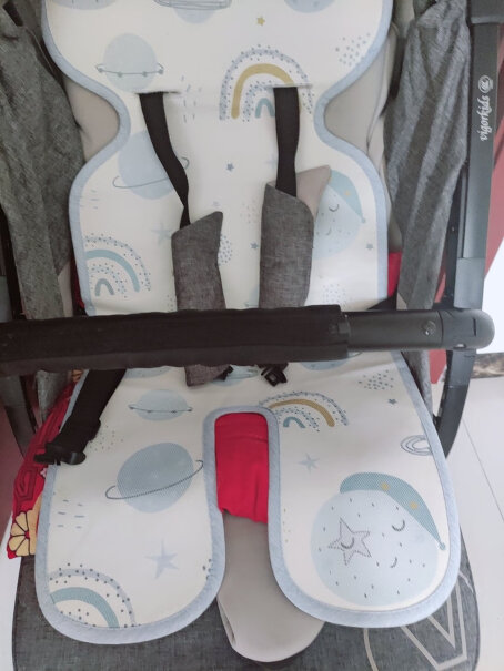 凉席餐椅垫子透气推车水洗好孩子座椅评测值得入手吗？看完这个评测就知道了！