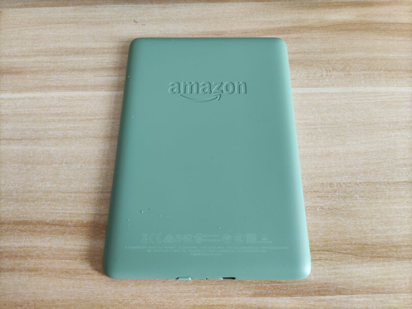 Kindle PW 8G阅读器-书卷礼盒可以听英文原版书吗？