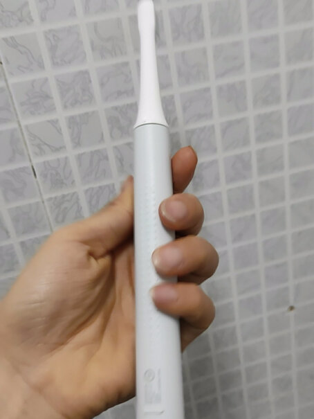 米家小米电动牙刷怎么充电？