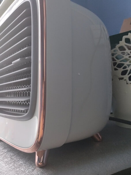 摩飞电器取暖器迷你暖风机家用办公桌浴室亲肤便携冷暖二合一MR声音真实的说有多大？？？