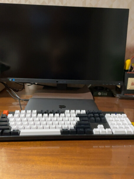 京东京造C2有线机械键盘请问红轴打字时误触几率高吗？