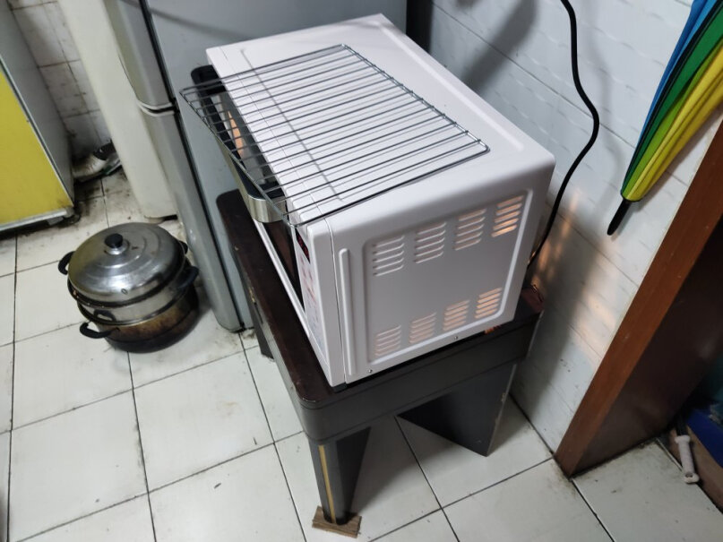 电烤箱美的多功能烤箱上下四管独立控温分析应该怎么选择,深度剖析测评质量好不好！