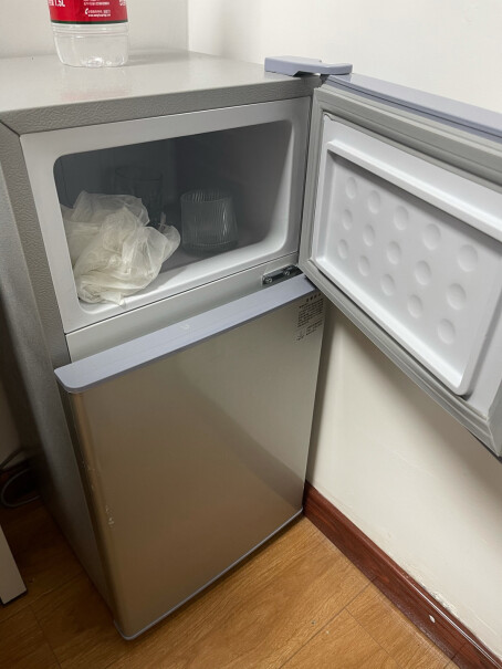 志高双门冰箱小型电冰箱不制冷是什么原因？