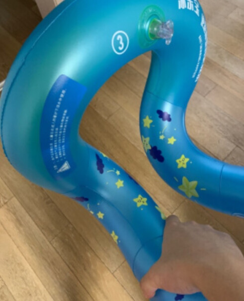 洗澡沐浴玩具泳乐宝第七代蛇形泳圈评测哪款功能更好,入手使用1个月感受揭露？