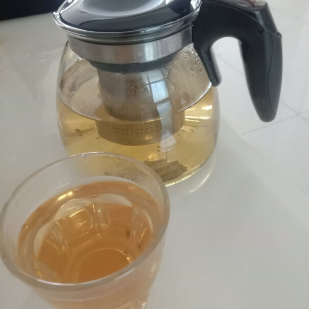 美菱茶吧机家用多功能智能温热型立式饮水机你这个出水头的那个接头上那一头一直在响下来一个就是这个怎么像旧的一样拿回来？