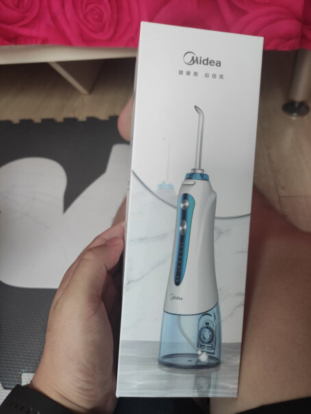 冲牙器美的小蓝鲸电动冲牙器便携式洗牙器水牙线洁牙器家用60天续航优劣分析评测结果！功能真的不好吗？