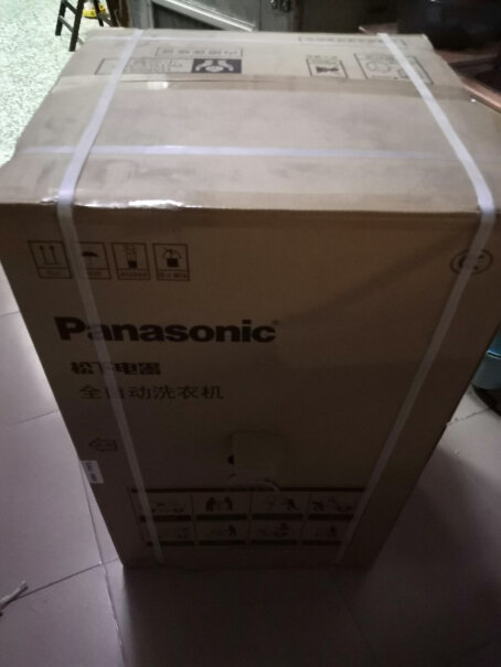 松下Panasonic洗衣机全自动波轮10kg节水立体漂装得下被子来洗吗？