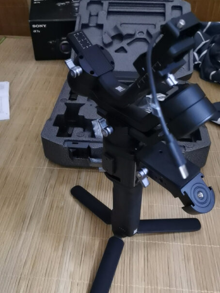 DJI RSC 2手持稳定器套装请问佳能5D4配24-105镜头能用吗？